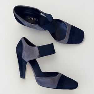VTG Prada  Suede Leather Mary Jane Heel Pumps Sz 39 Black Gray Elastic Strap